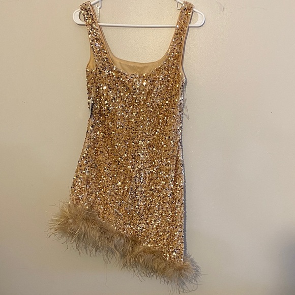 Gold Sequin Mini Dress with Feather Trim New Years Eve - Picture 4 of 6